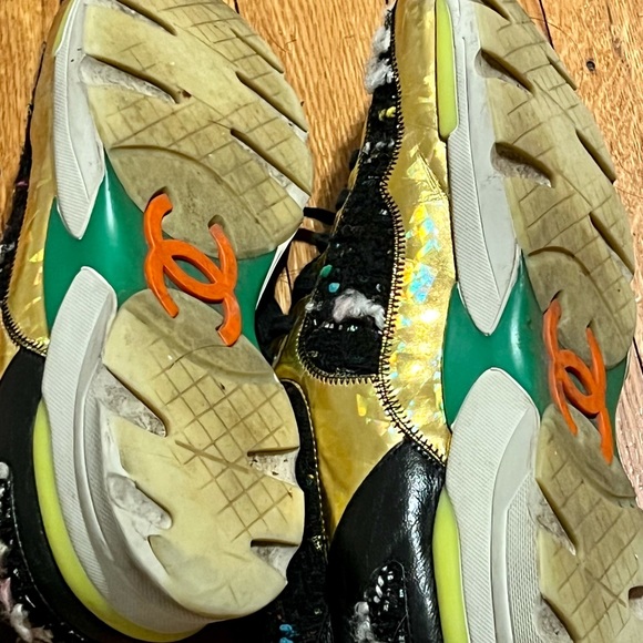 AUTHENTIC Preowned Women’s Chanel Sneaker US sz 8 - Picture 10 of 12